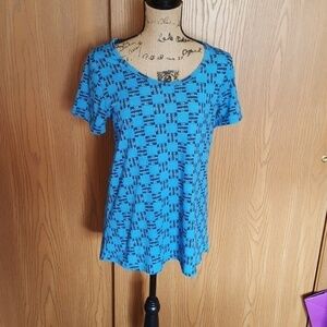 Small lularoe classic t-shirt. Blue and black.